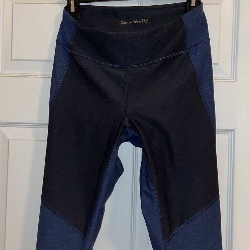 Outdoor Voices Warmup 7/8 Leggings Textured Compression; Mid-Rise